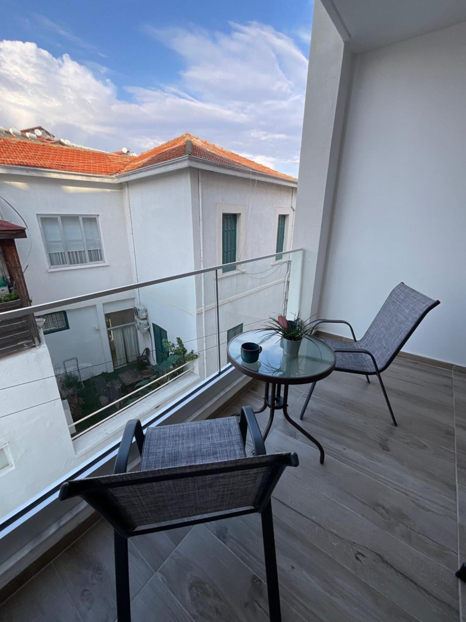 Apartamento Le Voyageur Lárnaca Exterior foto