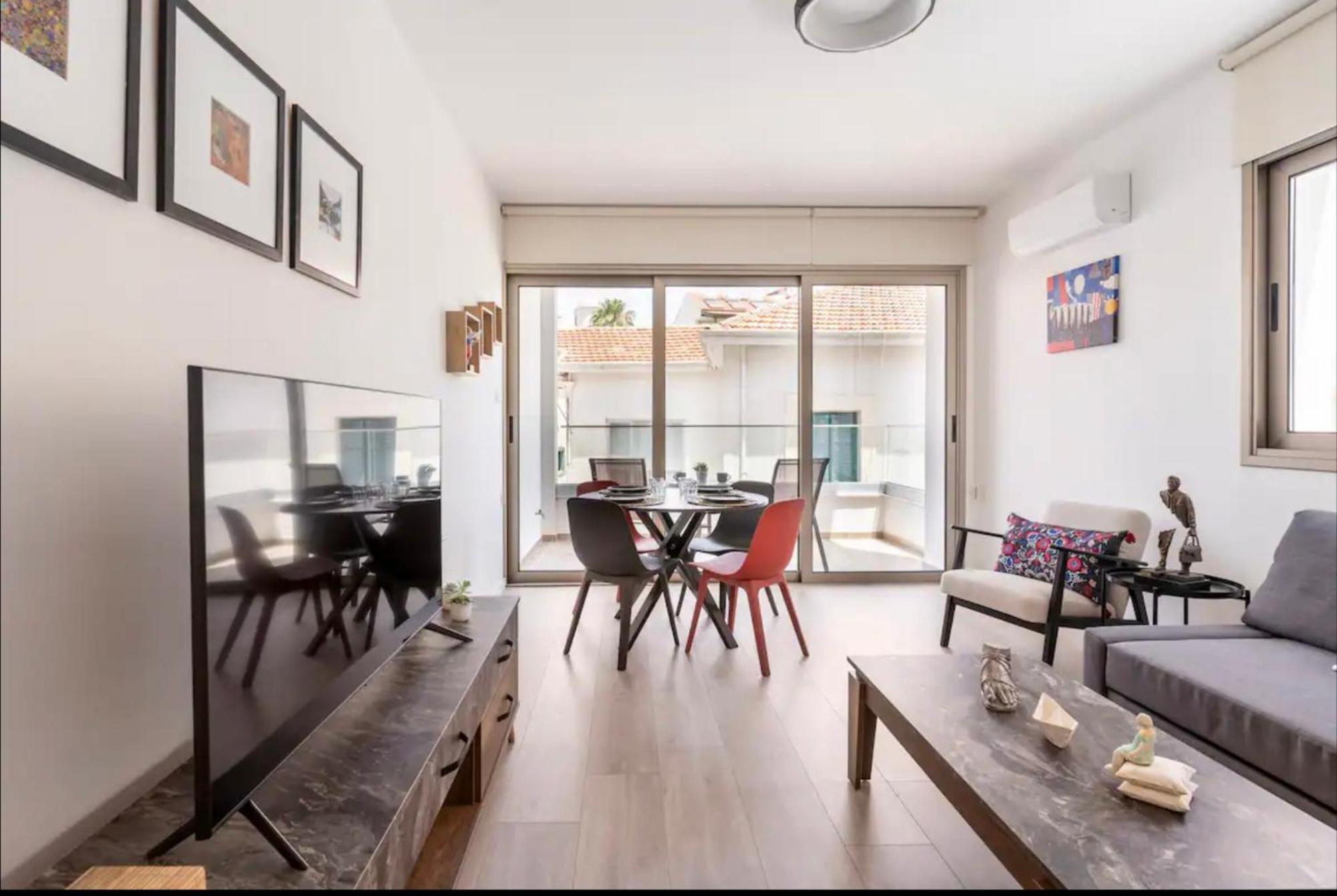 Apartamento Le Voyageur Lárnaca Exterior foto